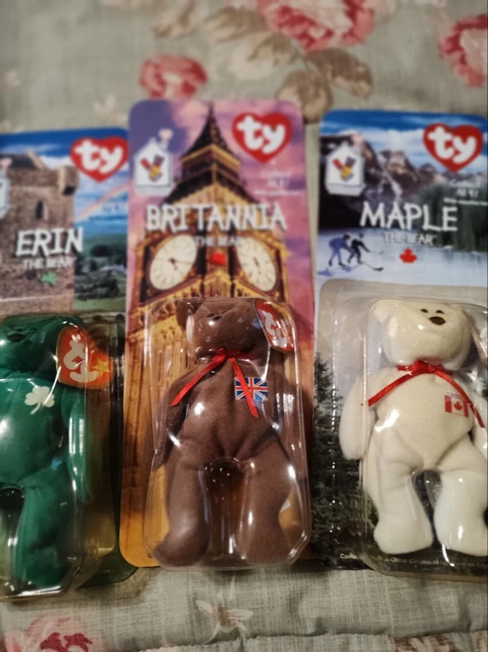 Ty Green Erin, Brown Britannia, Cream Maple & White Glory Beanie Baby Set